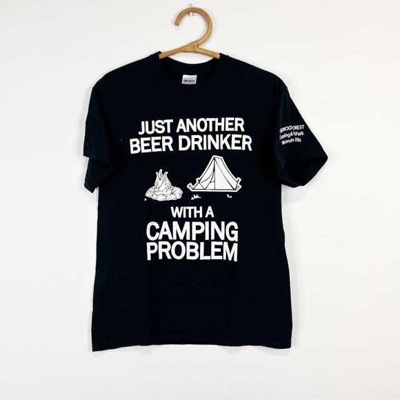 Black T Shirt Just Another Beer Drinker with a Camping Problem Wisconsin Dells M - Picture 1 of 4